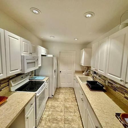 Cozy Modest Home Near Universal Studios/Volcanobay Orlando Buitenkant foto